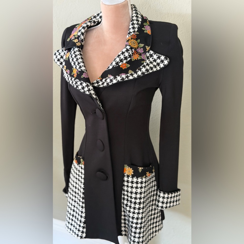 Haute  Couture Black and White Houndstooth Blazer